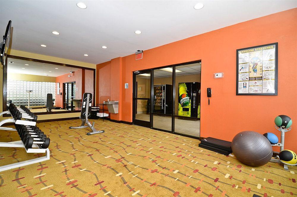 Holiday Inn Express Burlington By Ihg Съоръжения снимка